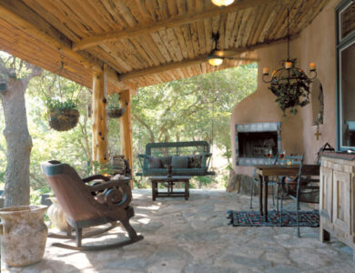 The Tallest Little Straw Bale in Texas: An Eco-Friendly House With an Organic Atmosphere Image
